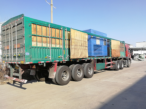 打磨除塵工作臺、濾筒除塵器日常發(fā)貨及優(yōu)勢分析