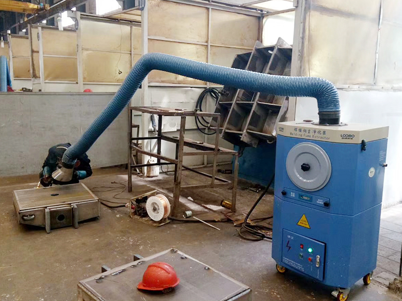 山東焊煙凈化器.jpg 山東焊煙凈化器.jpg