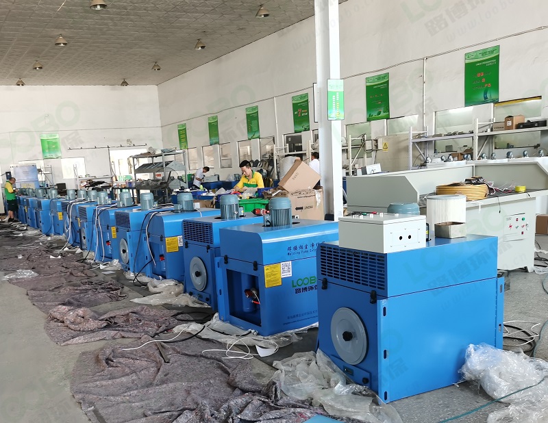 壁掛式焊煙凈化器發(fā)貨.jpg 壁掛式焊煙凈化器發(fā)貨.jpg