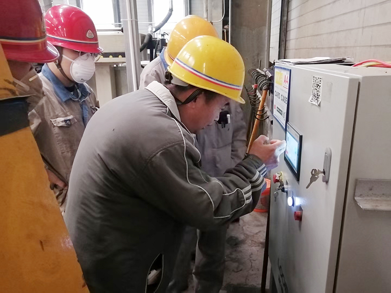 路博環(huán)保設(shè)備維護(hù)工作.jpg 路博環(huán)保設(shè)備維護(hù)工作.jpg