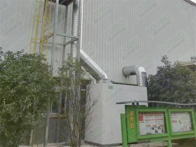 機(jī)器人除塵系統(tǒng)竣工03_副本.jpg 機(jī)器人除塵系統(tǒng)竣工03_副本.jpg