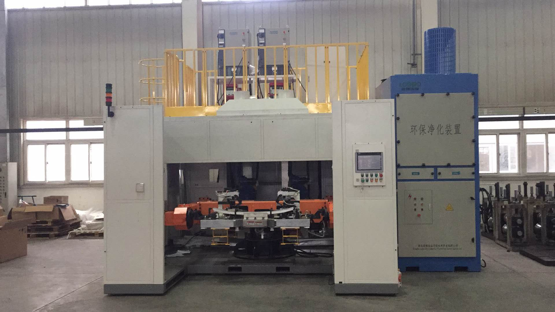 針對機器人焊接煙塵治理----機器人焊接房