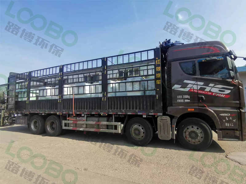 編號(hào)LB-XZ移動(dòng)式焊接煙塵凈化器，裝車(chē)啟程，發(fā)往江蘇