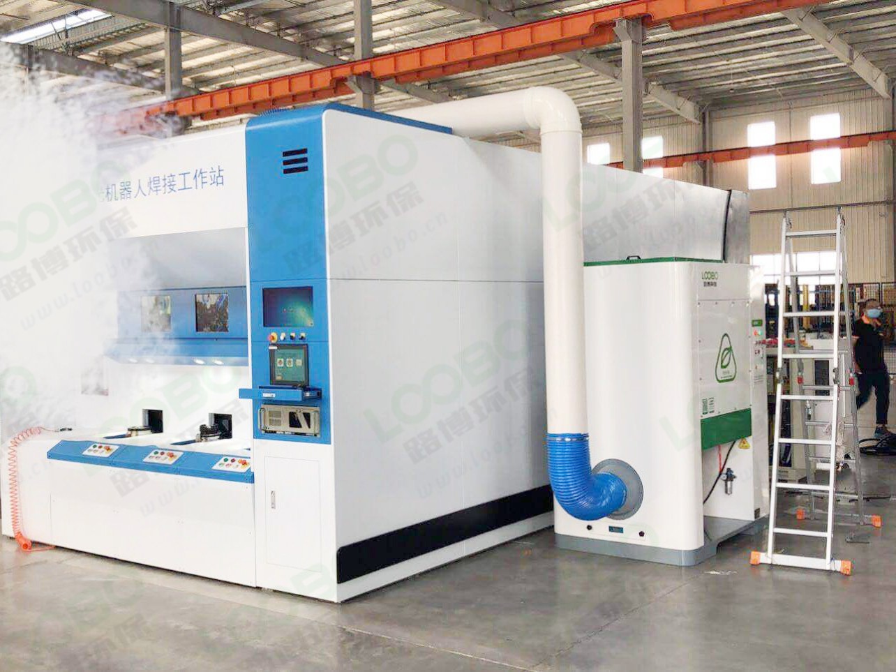 提升工作場(chǎng)所健康與安全，焊接機(jī)器人除塵設(shè)備的重要性 (2).jpg